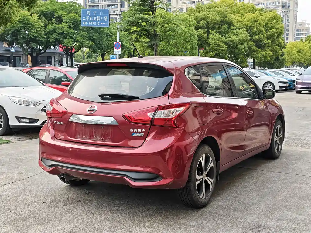 Nissan Tiida 2018 — фото 5