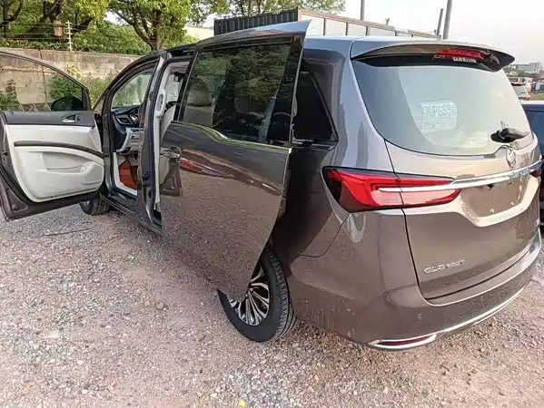 Buick GL8 2021
