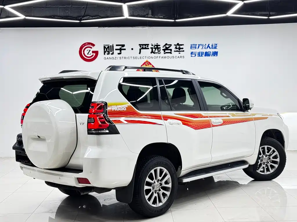 Toyota Prado 2018 — фото 6