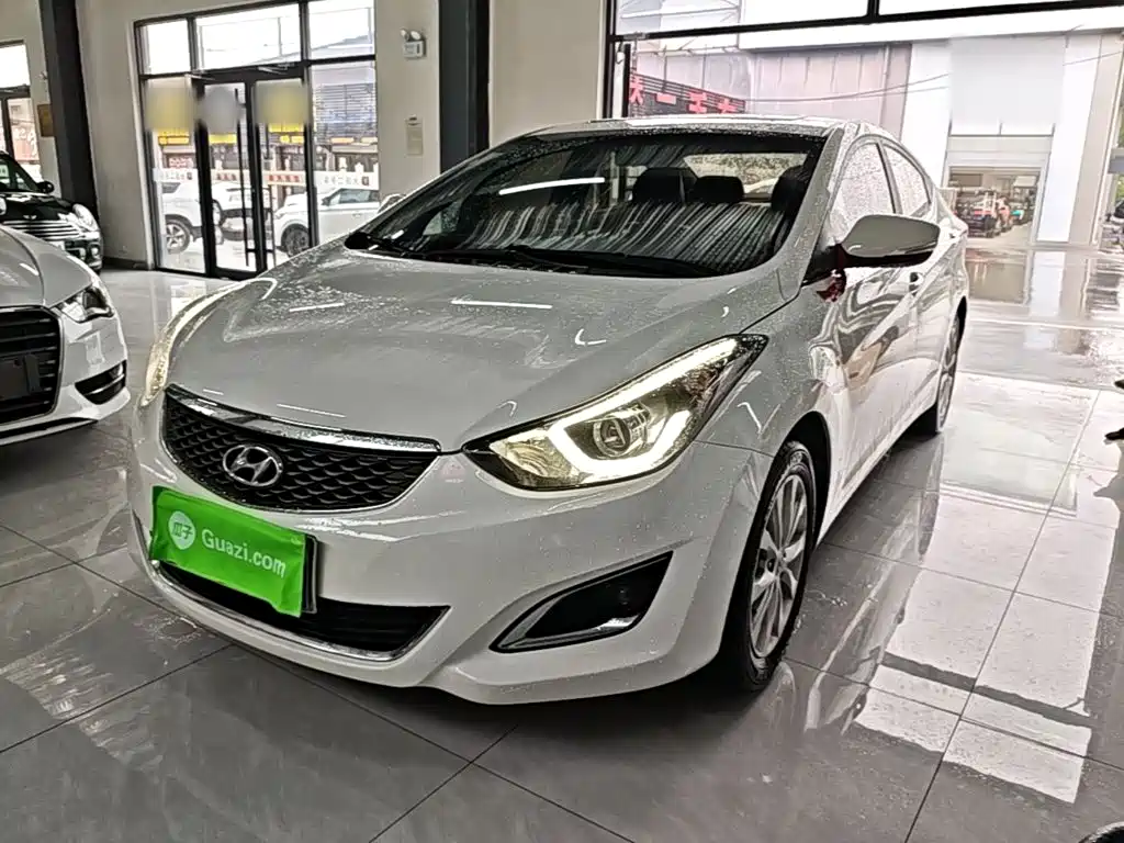 Hyundai Elantra 2017