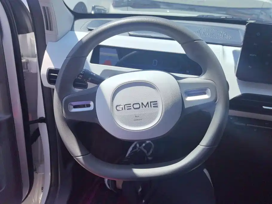 Geely Galaxy Panda 2024 — фото 15