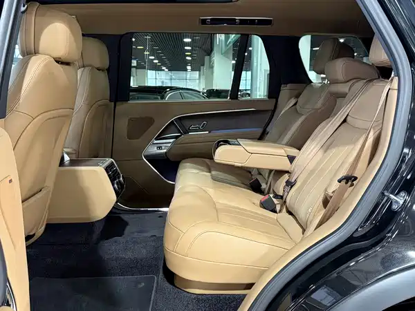 Land Rover Range Rover 2025