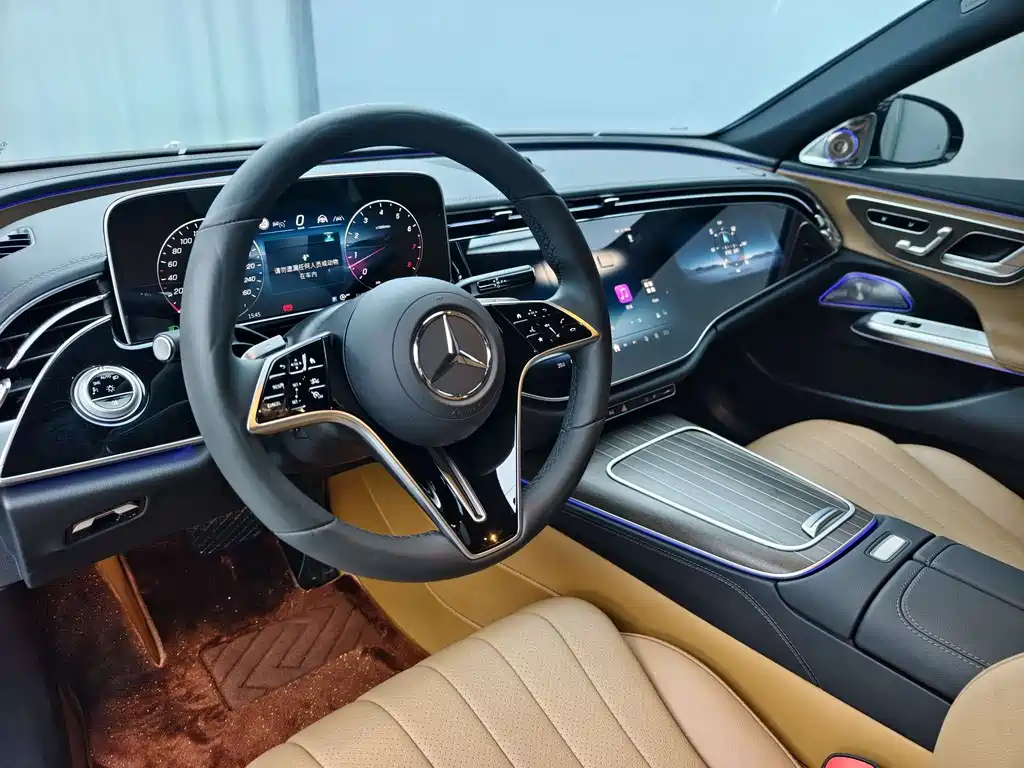 Mercedes-Benz E-Class 2025 — фото 11