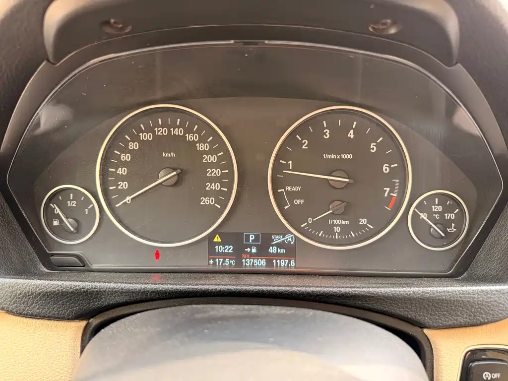 BMW 3 Series 2013 — фото 15