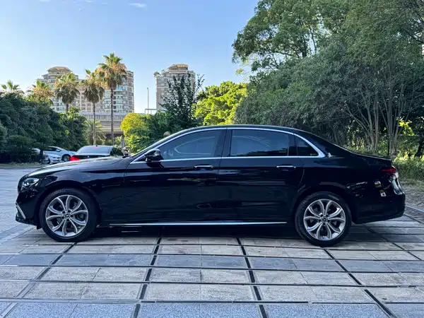 Mercedes-Benz E-Class 2026
