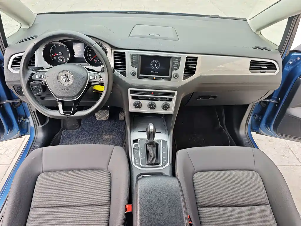 Volkswagen Golf Sportsvan 2017 — фото 13