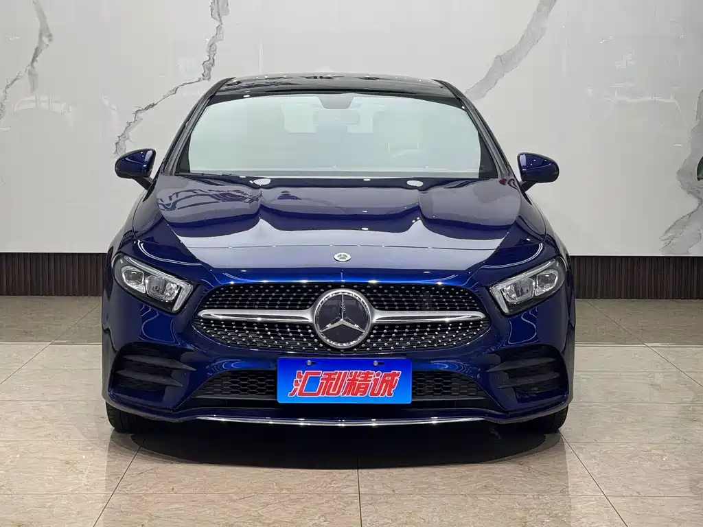 Mercedes-Benz A-Class 2022 — фото 2
