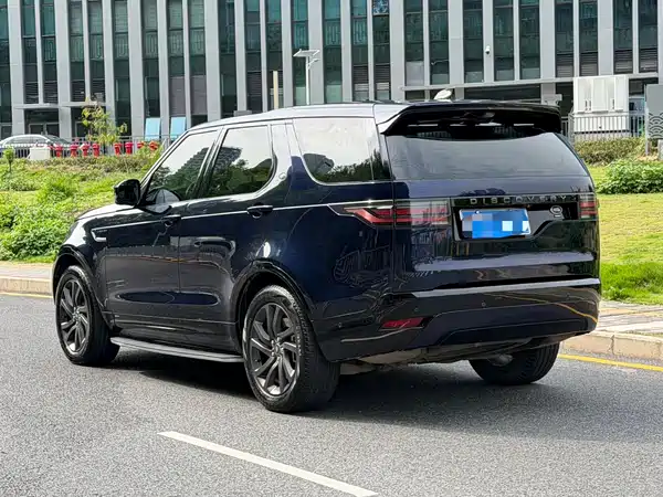 Land Rover Discovery 2021
