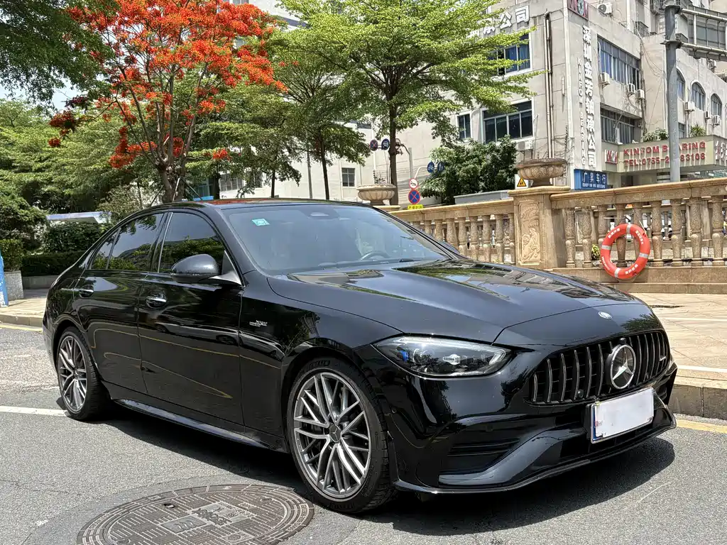 Mercedes-Benz C-Class AMG 2025 — фото 7