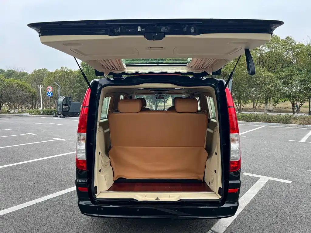 Mercedes-Benz Vito 2015 — фото 24