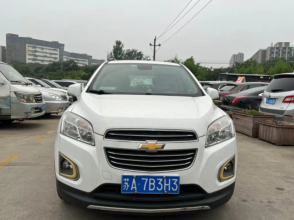 Chevrolet Trax 2015 — фото 2