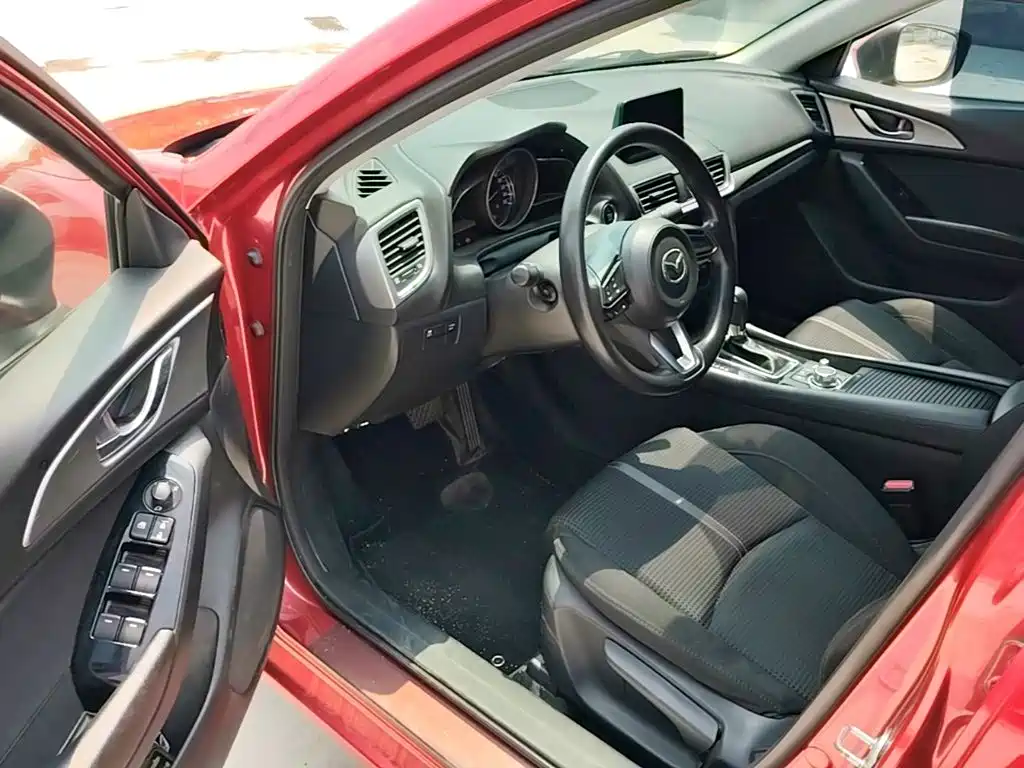 Mazda 3 Angkesela 2017 — фото 16