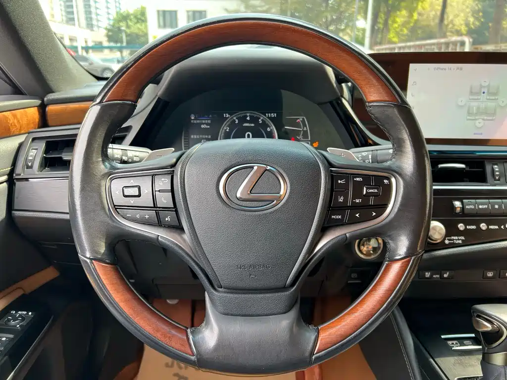 Lexus ES 2023 — фото 5
