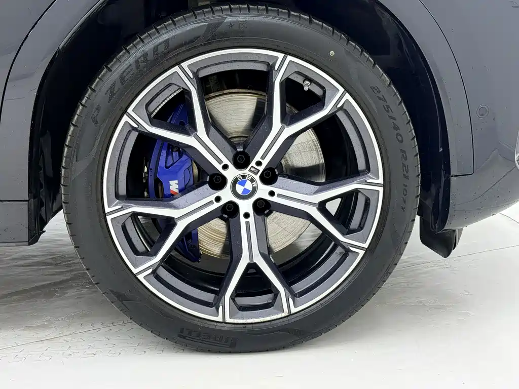 BMW X6 2023 — фото 24