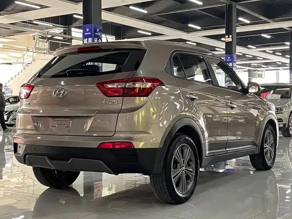 Hyundai ix25 2015