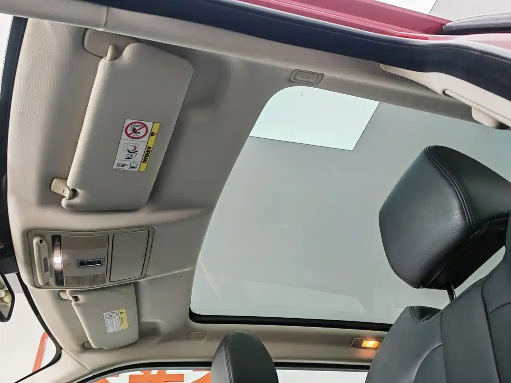 Land Rover Range Rover Evoque 2015 — фото 14