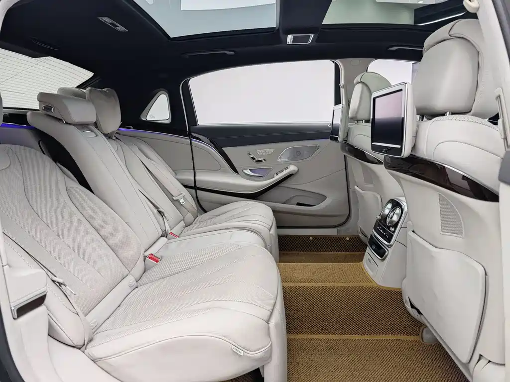 Mercedes-Benz Maybach S-Class 2015 — фото 18