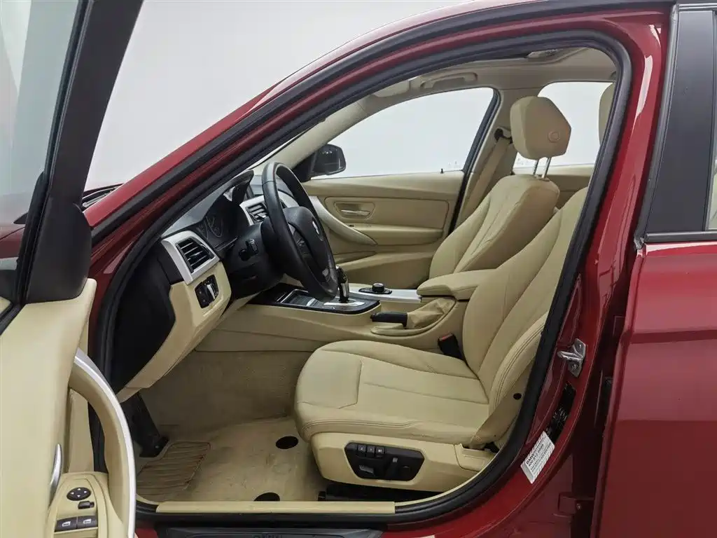 BMW 3 Series 2015 — фото 10