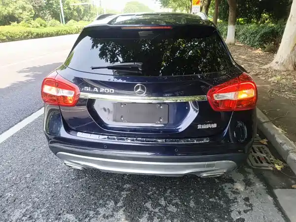 Mercedes-Benz GLA 2016