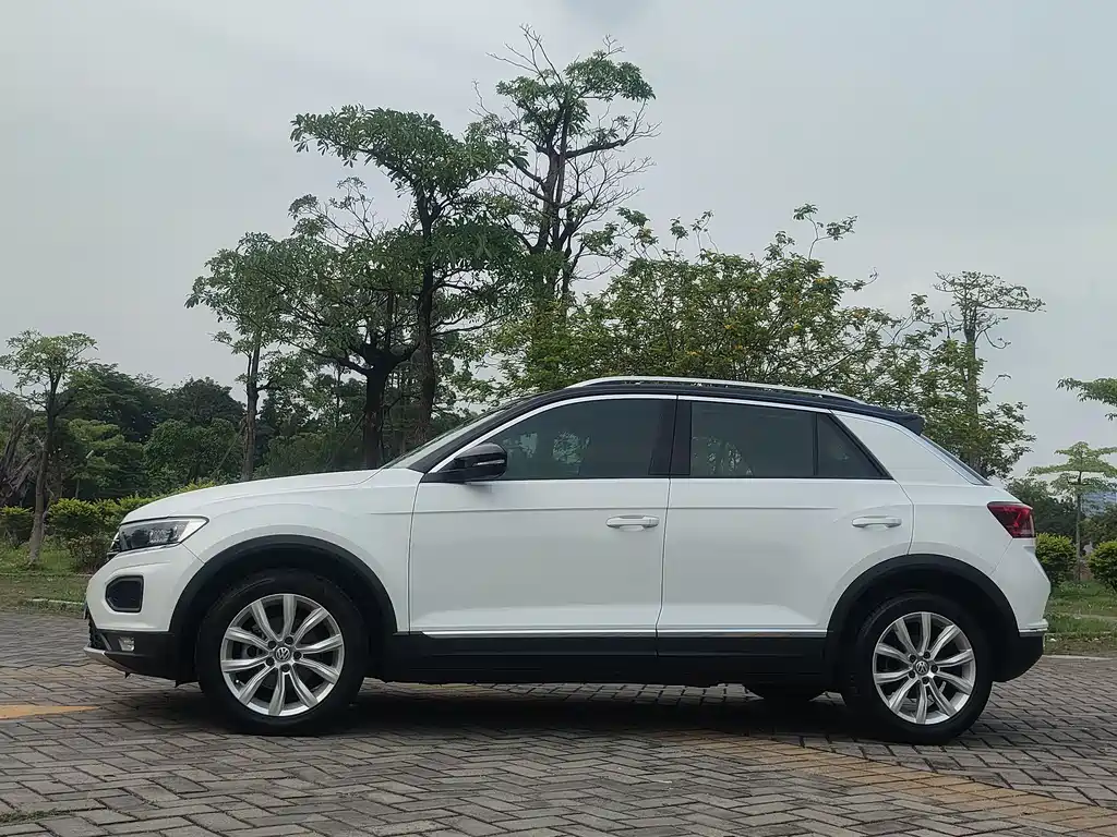Volkswagen T-Roc 2019 — фото 20
