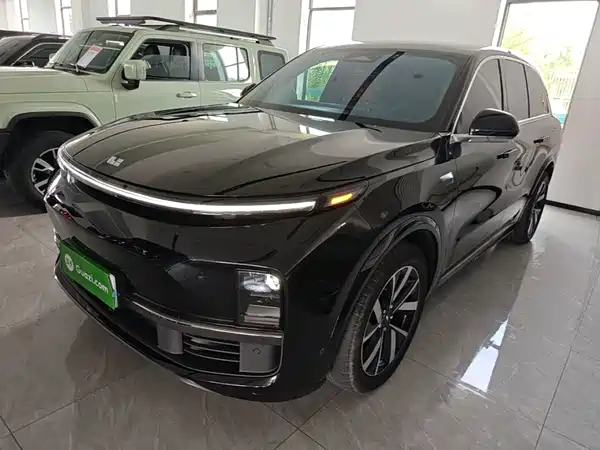 Li Auto L8 2024