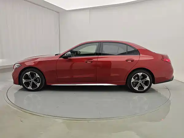 Mercedes-Benz C-Class 2022