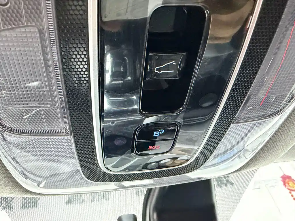Hyundai Elantra 2023 — фото 19