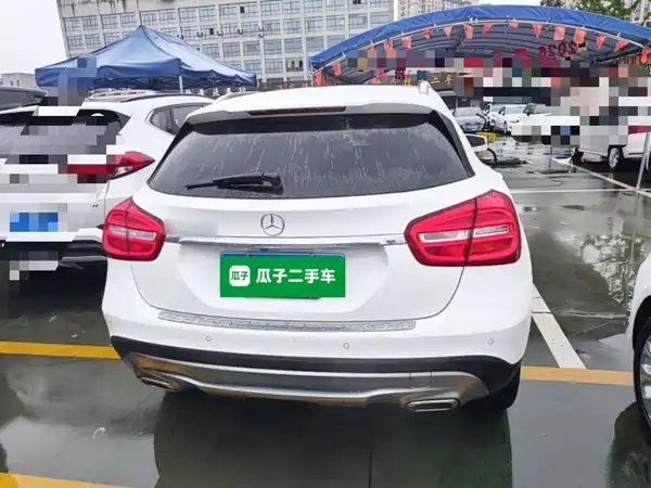 Mercedes-Benz GLA 2015