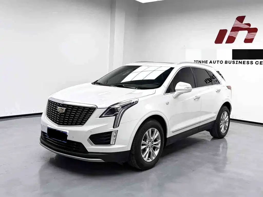Cadillac XT5 2022 — фото 1