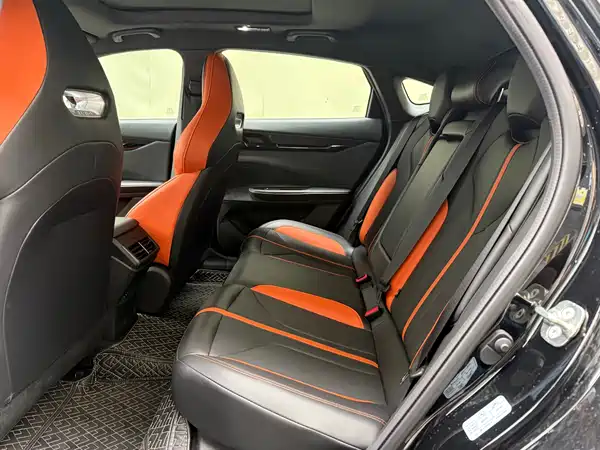 Changan UNI-V 2024