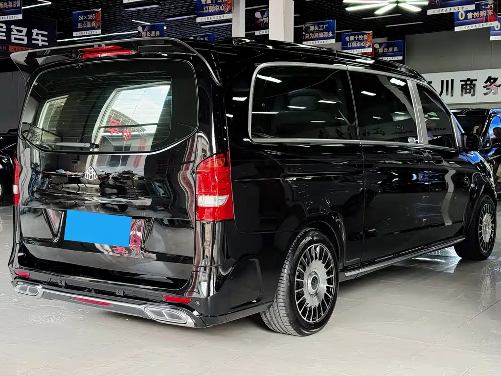 Mercedes-Benz Vito 2022 — фото 12
