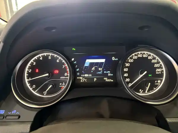 Toyota Camry 2019