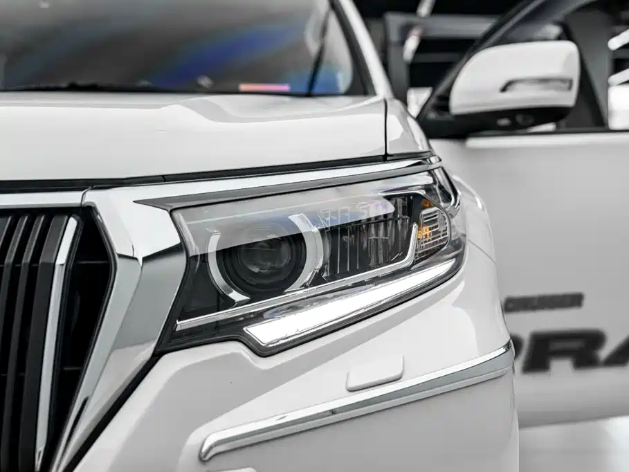 Toyota Prado 2018 — фото 27