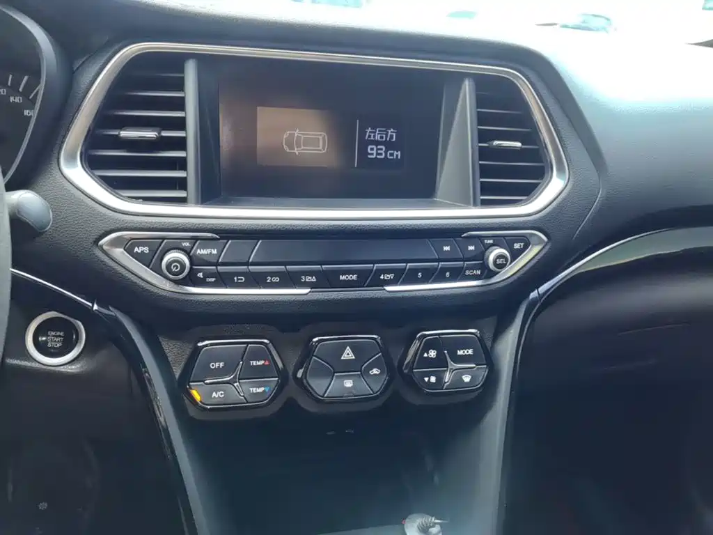 GAC Trumpchi GS4 2019 — фото 13