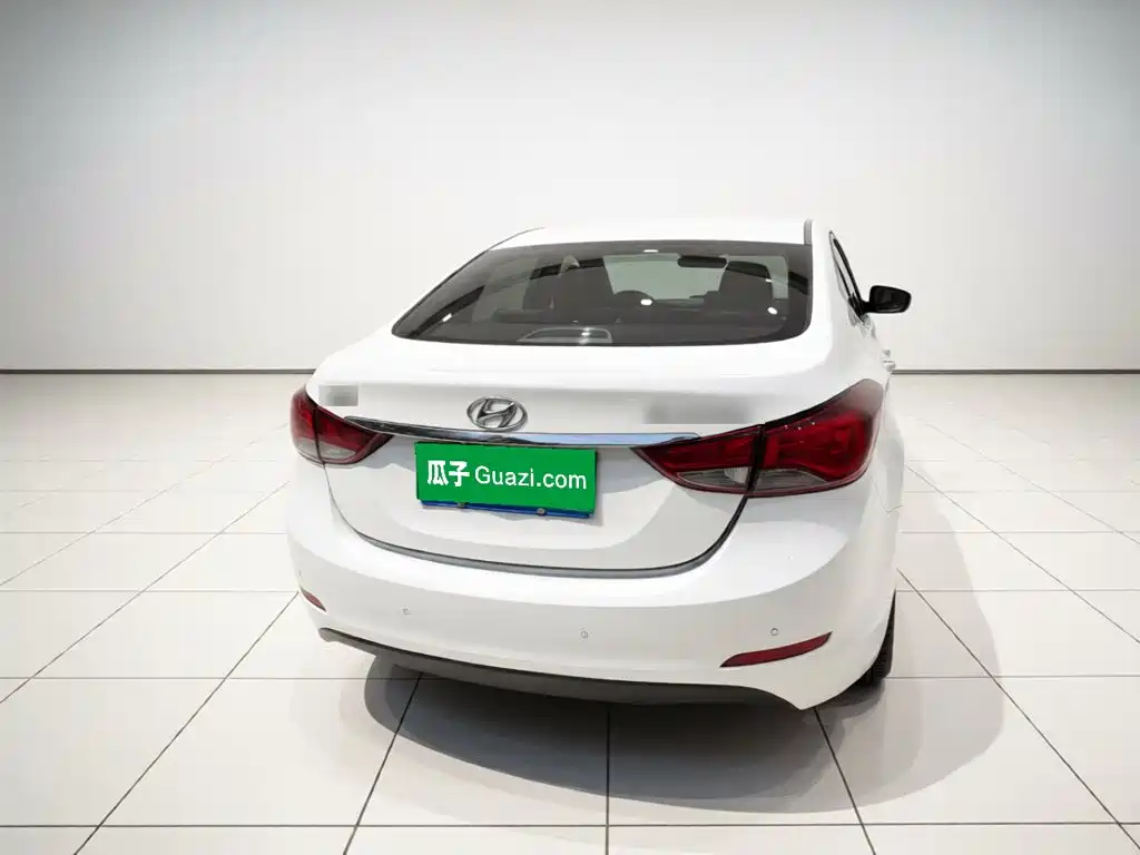 Hyundai Elantra 2016
