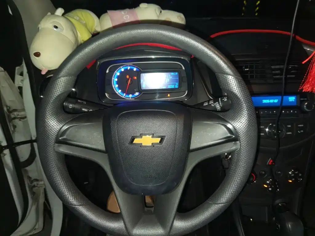 Chevrolet Trax 2016 — фото 11