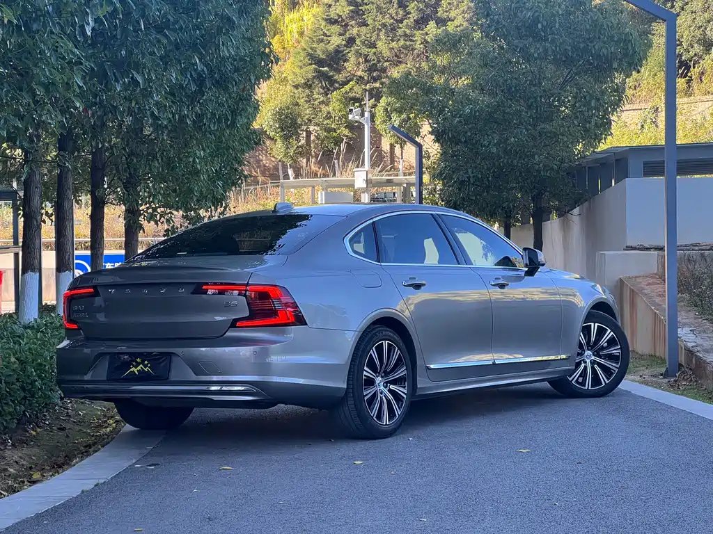 Volvo S90 2021 — фото 8