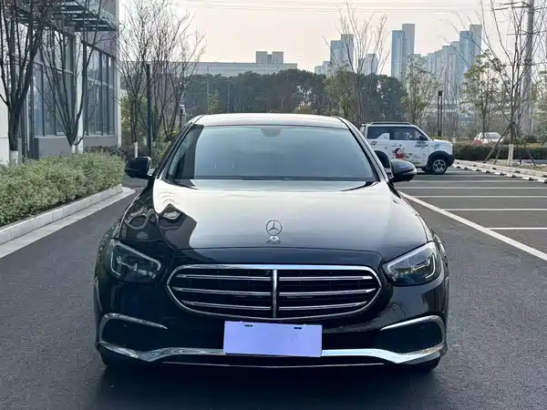 Mercedes-Benz E-Class 2021