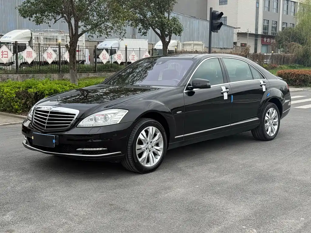 Mercedes-Benz S-Class 2013 — фото 1