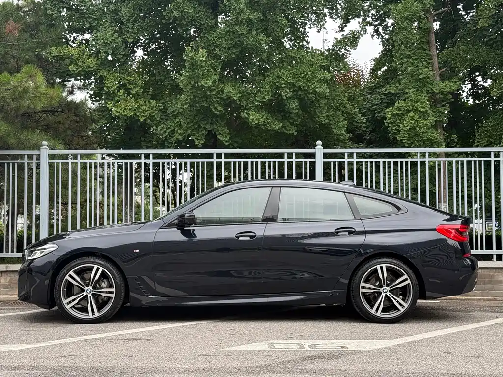 BMW 6 Series GT 2024 — фото 3