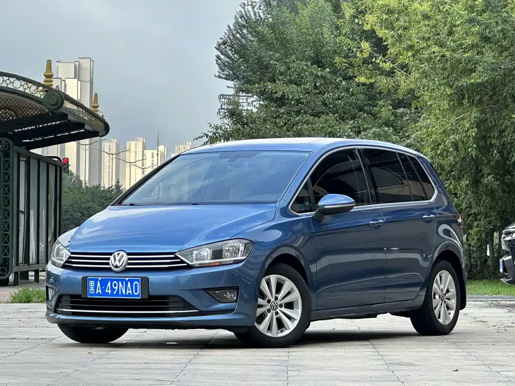 Volkswagen Golf Jialu 2016 — фото 1