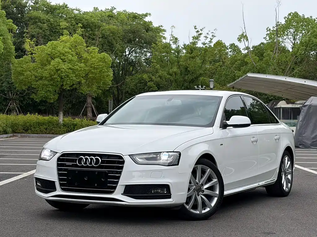 Audi A4L 2016