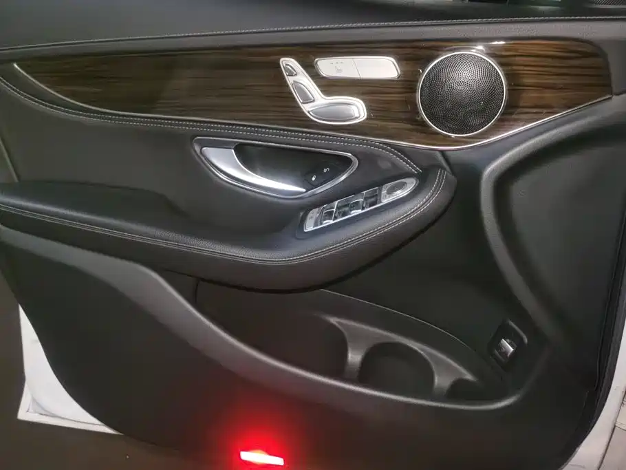 Mercedes-Benz GLC 2016