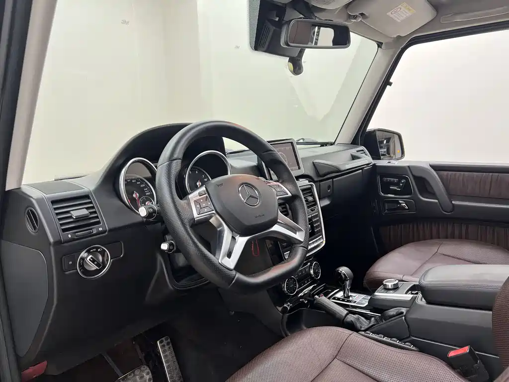 Mercedes-Benz G-Class 2016 — фото 11