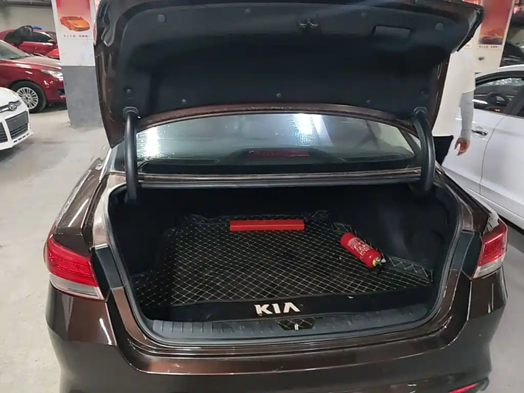 Kia K5 2015 — фото 19