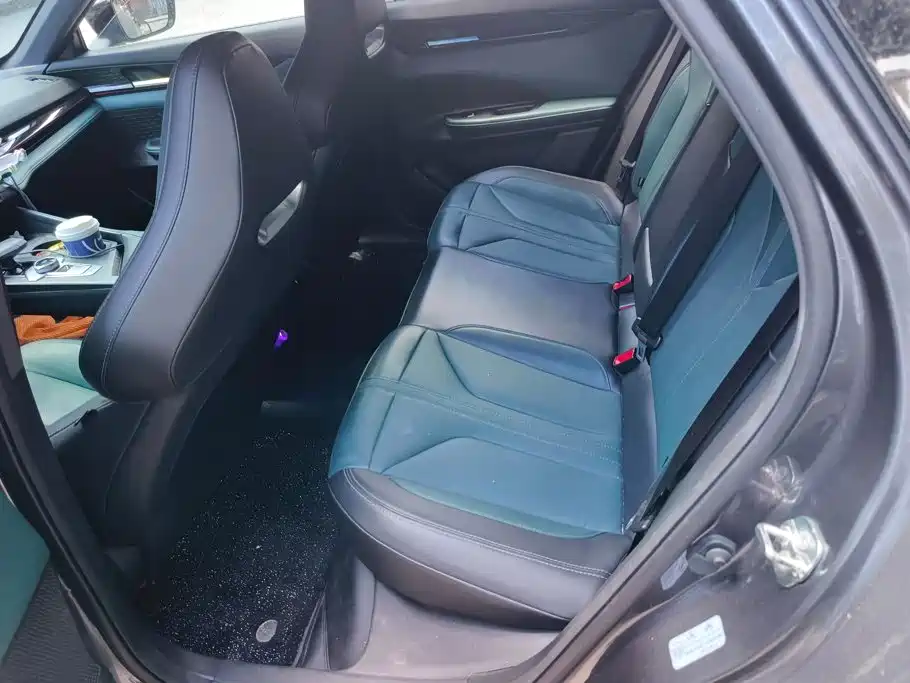 Changan UNI-V Smart Electric Idd 2024 — фото 11