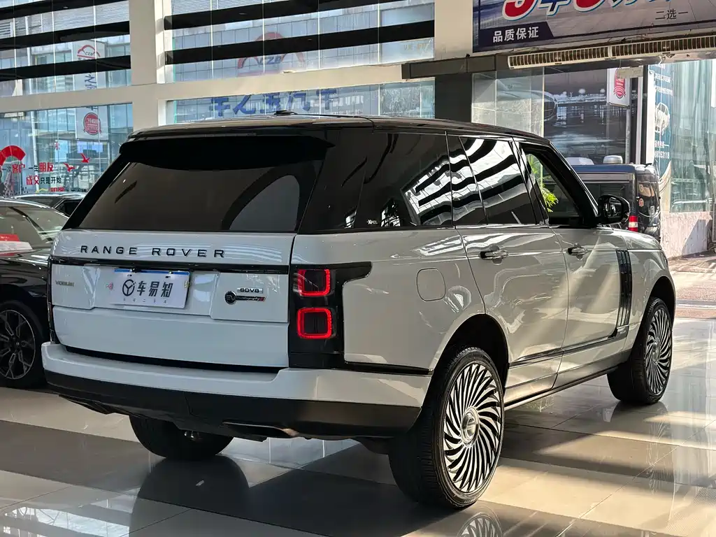Land Rover Range Rover 2016 — фото 17