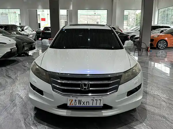 Honda Crosstour 2012