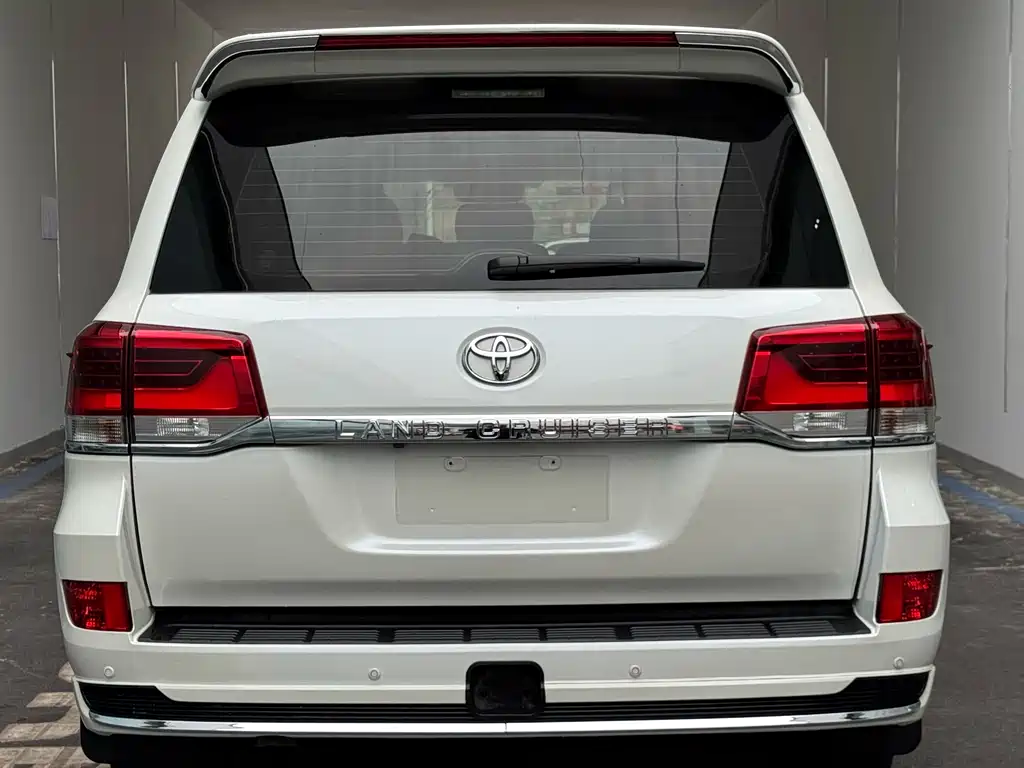 Toyota Land Cruiser 2019 — фото 4