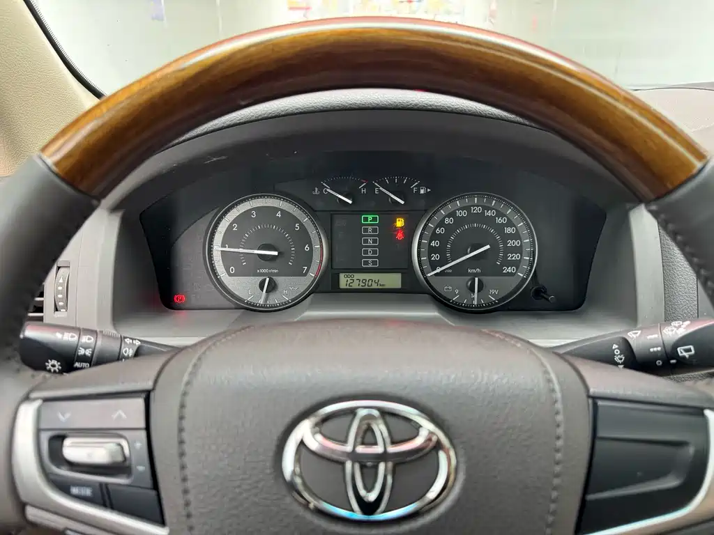 Toyota Land Cruiser 2019 — фото 18